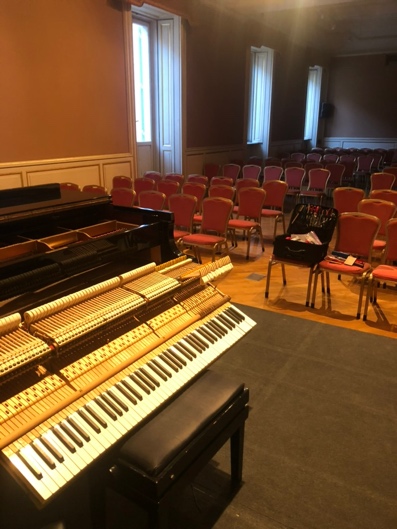 Steinway B — Ambasciata d'Ungheria